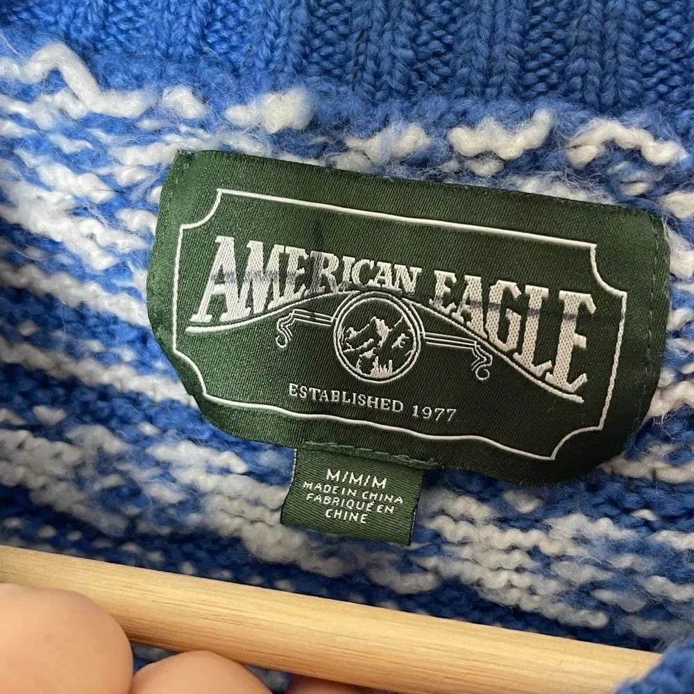 American Eagle Sweater Womens Medium Blue Knitted Long Sleeve Cropped Pullover - Picture 3 of 7